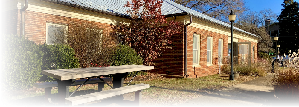 Photo of Exterior of the Scottsville Library